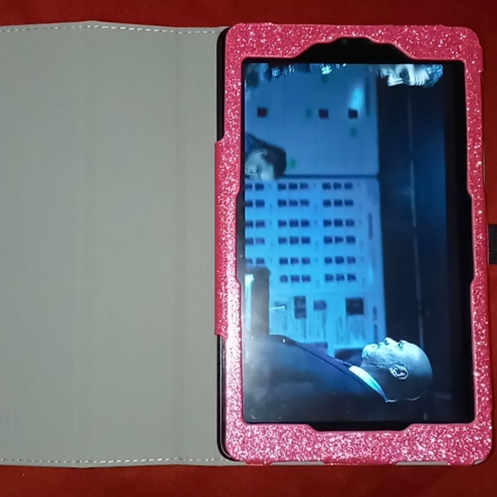 Used Pink Tablet cover - Picture 2 of 11